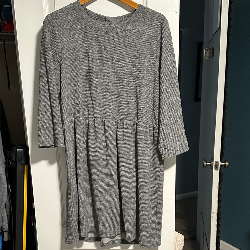 LOFT Textured Gray Button Back Dress